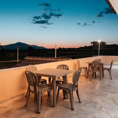 Matteo Garden & Restaurant Hotel