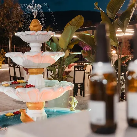 فندق Matteo Garden & Restaurant فلورا