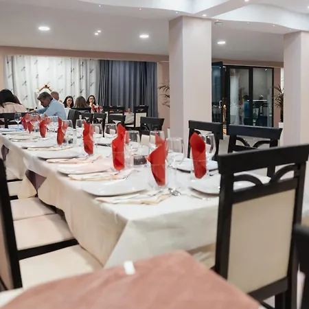 Matteo Garden & Restaurant * Vlorë