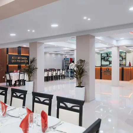 فندق Matteo Garden & Restaurant فلورا