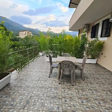 Matteo Garden & Restaurant Hotel Vlorë